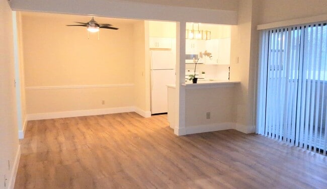 property at 3044 Antique Oaks Cir