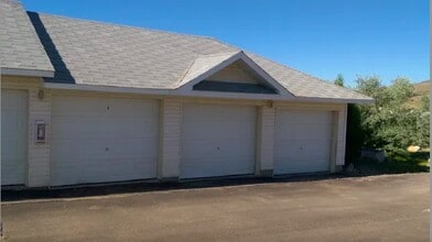 3020 Lerwick Dr in Rawlins, WY - Building Photo - Building Photo
