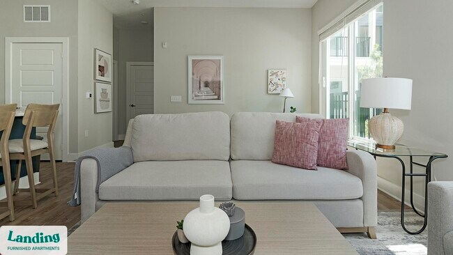 1906 Promenade Way