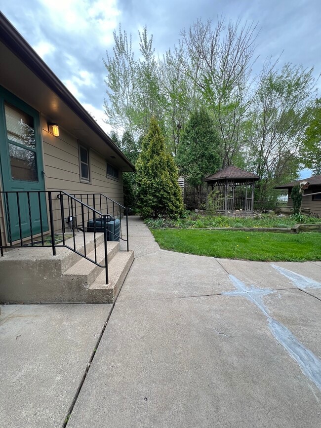 property at 3948 3rd St NE