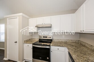 6804 Cedar Shadow Dr in Dallas, TX - Building Photo - Building Photo