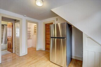 322 E Rosedale Ave in Milwaukee, WI - Building Photo - Building Photo
