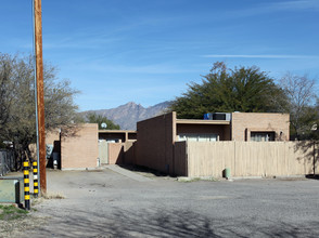 3405-3417 E Glenn St in Tucson, AZ - Building Photo - Building Photo