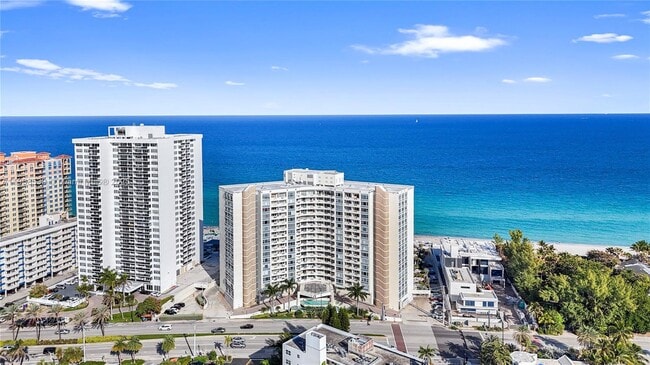 3180 S Ocean Dr, Unit 520 in Hallandale Beach, FL - Building Photo - Building Photo