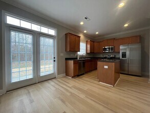 444 Woodbark Ct in Mauldin, SC - Foto de edificio - Building Photo