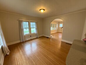 132 N Crestmoor Ave in Louisville, KY - Building Photo - Building Photo
