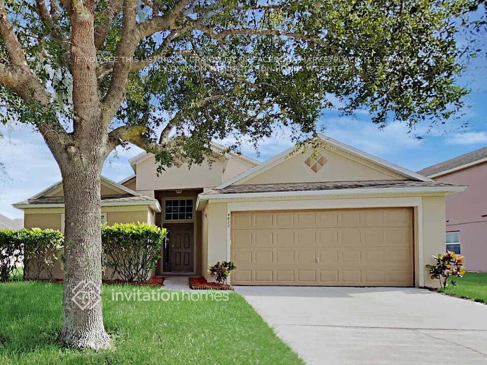 4622 Sandhurst St in Kissimmee, FL - Building Photo