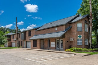 Seventy 50 in Beaumont, TX - Building Photo - Building Photo