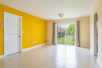 4719 NW 7th St in Miami, FL - Building Photo - Building Photo