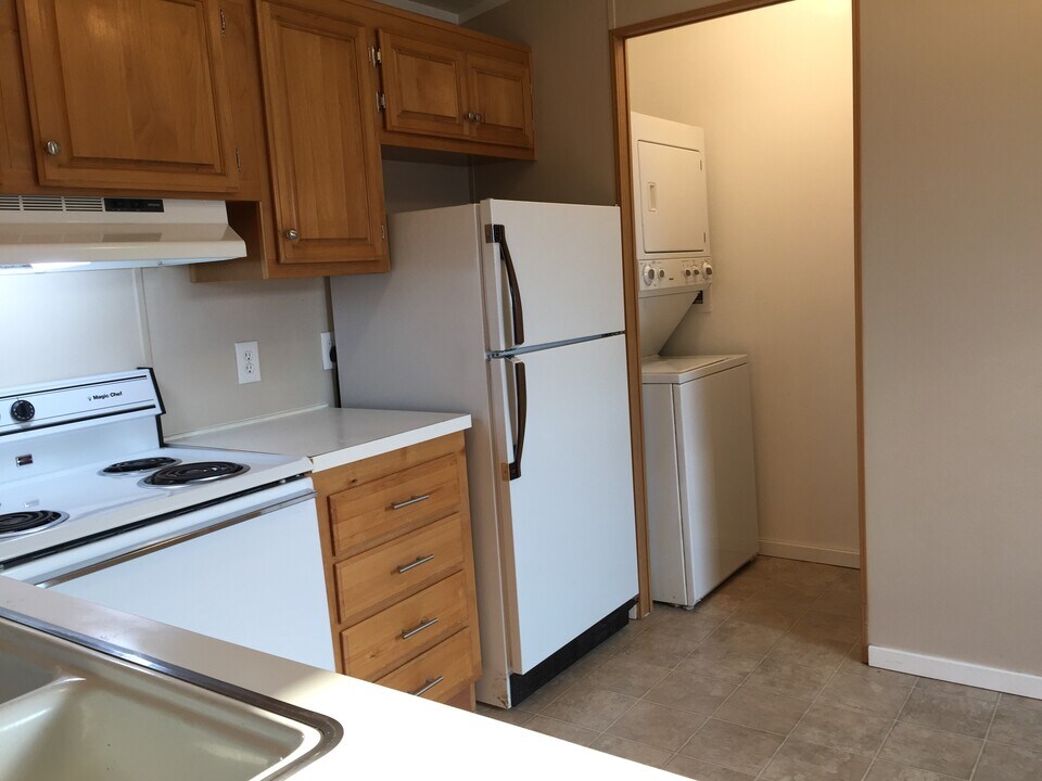 4727 Owens Rd in Moses Lake, WA - Building Photo