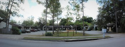 SHERWOOD APARTMENTS in Gainesville, FL - Building Photo - Building Photo