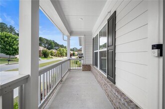 96 Fairway Dr in Acworth, GA - Building Photo - Building Photo