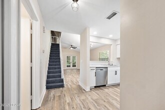 830 Brimfield Ct in Port Orange, FL - Building Photo - Building Photo