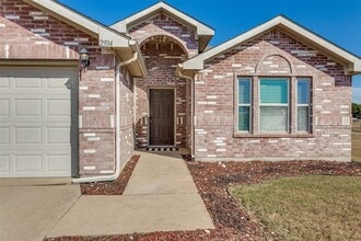 2104 Greybull Tr, Unit 1 in Fort Worth, TX - Building Photo - Building Photo