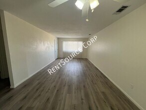 1131 Barstow Rd in Barstow, CA - Building Photo - Building Photo