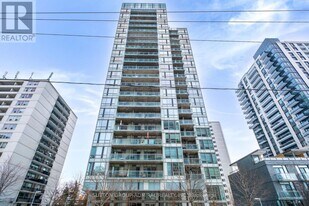 83 Redpath Ave, Unit 1703 in Toronto, ON - Building Photo