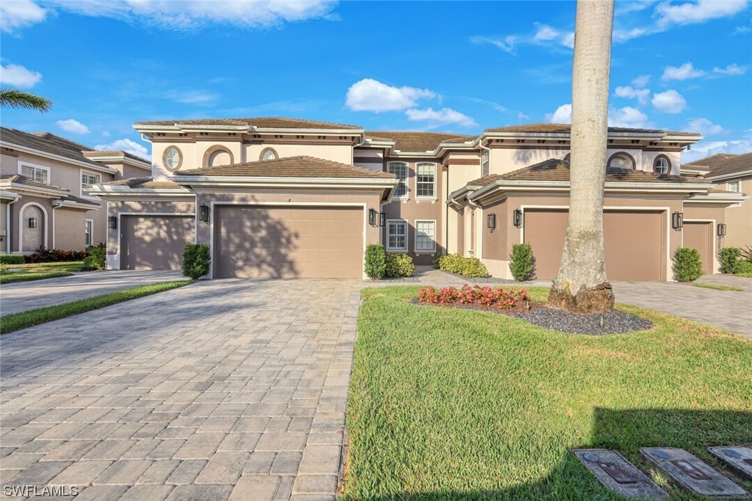 9380 Triana Terrace in Ft. Myers, FL - Building Photo