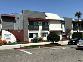 3510 Clarington Ave in Los Angeles, CA - Building Photo