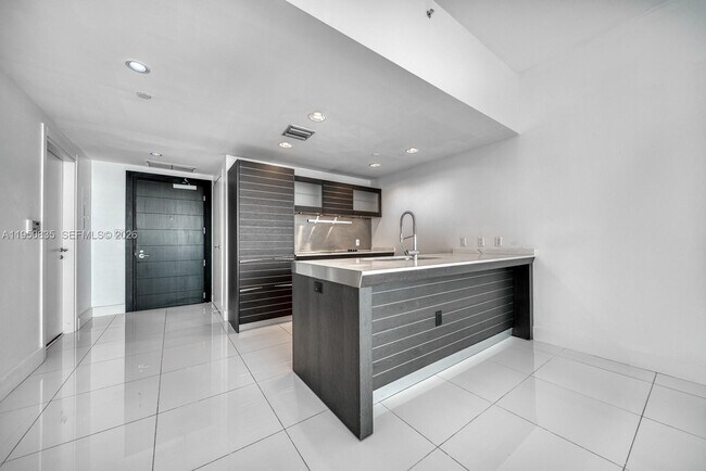 property at 200 S Biscayne Blvd