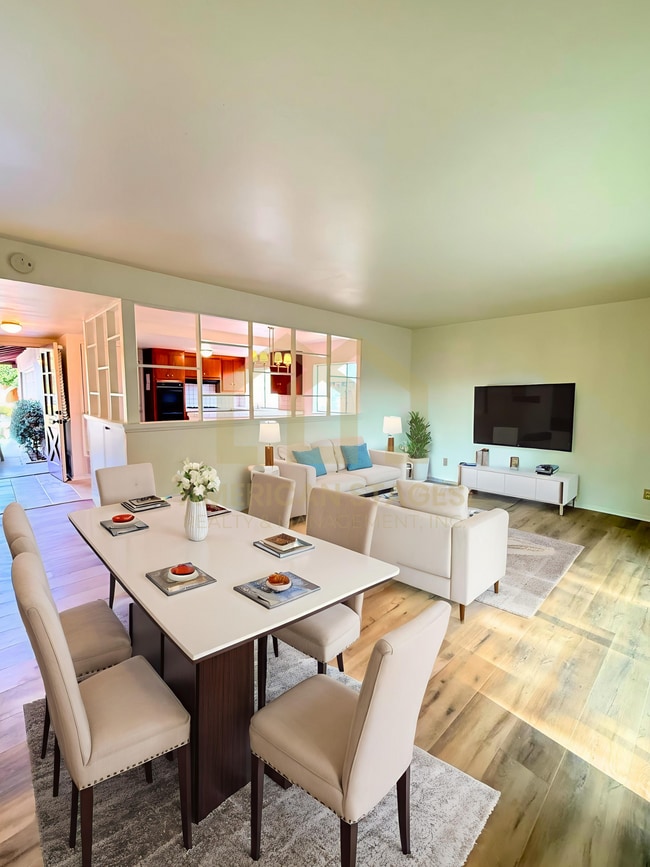 1733 Julie Cir in Simi Valley, CA - Building Photo - Building Photo