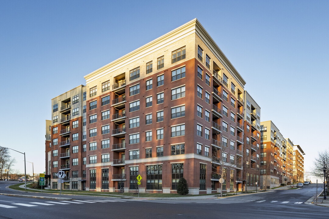 The Atrium in Fairfax, VA - Building Photo