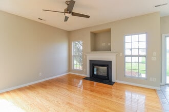 1225 Hampton Park Dr in High Point, NC - Building Photo - Building Photo