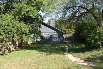 9115 Japonica Ct, Unit A in Austin, TX - Building Photo - Building Photo