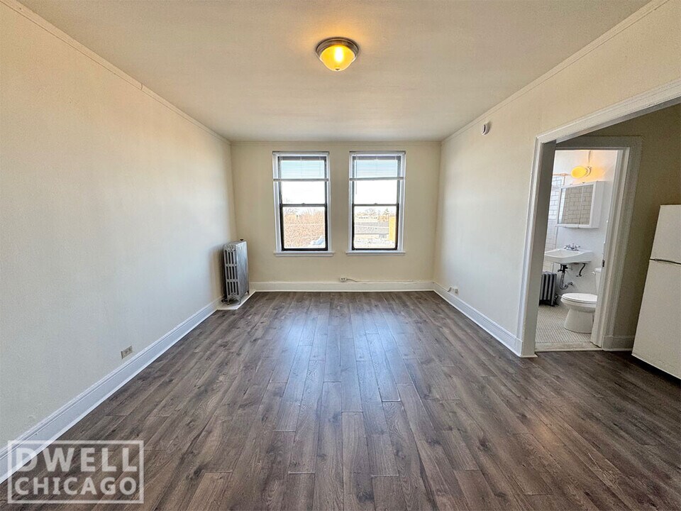 2770 N Milwaukee Ave, Unit #234- Studio in Chicago, IL - Building Photo