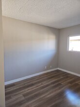 8936 Cedros Ave in Panorama City, CA - Building Photo - Building Photo