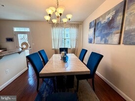 4502 Potomac Highlands Cir in Triangle, VA - Building Photo