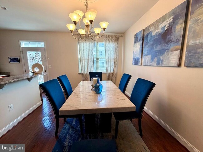 property at 4502 Potomac Highlands Cir