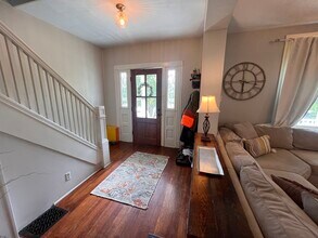 4216 32nd Ave in Cincinnati, OH - Building Photo - Building Photo