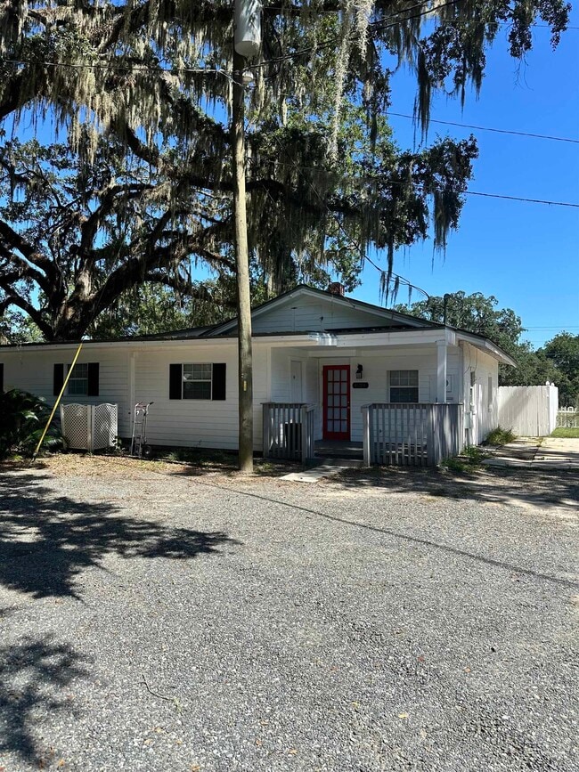 4024 N Monroe St in Tallahassee, FL - Building Photo - Building Photo