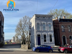 541 Liberty Hl, Unit 4 in Cincinnati, OH - Building Photo - Building Photo