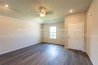 1151 E Sparrow Cir in Fayetteville, AR - Building Photo - Building Photo