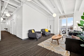 4500 S Kings Highway Blvd in St. Louis, MO - Building Photo - Building Photo