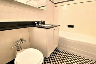 108 E 38th St in New York, NY - Building Photo - Building Photo