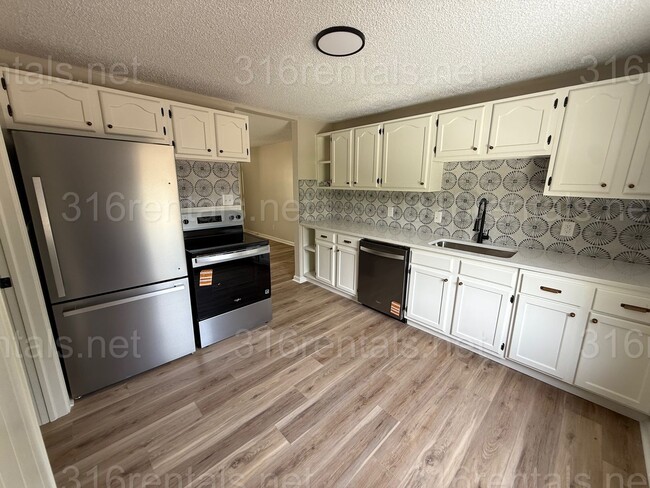 4621 S Gold St in Wichita, KS - Building Photo - Building Photo