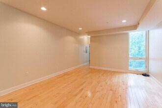 319 N Preston St in Philadelphia, PA - Building Photo - Building Photo