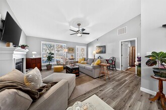 1321 Forest Creek Dr. in St. Peters, MO - Building Photo - Building Photo