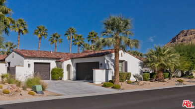 1062 Bella Vista in Palm Springs, CA - Building Photo - Building Photo