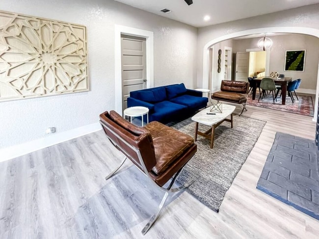 property at 1108 Center St