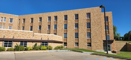 Legacy Senior Living Apartments in Jamestown, ND - Foto de edificio - Building Photo