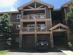 520 River View Dr in New Castle, CO - Building Photo - Building Photo