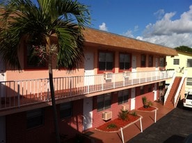 3761 SW 59th Terrace, Unit 205 in Davie, FL - Building Photo