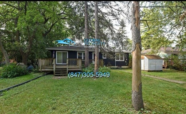 property at 2208 Salem Blvd