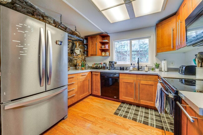 627 Bear Valley Rd in Loyalton, CA - Building Photo - Building Photo