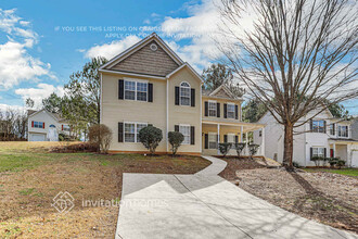 4099 Robin Cir in College Park, GA - Building Photo - Building Photo