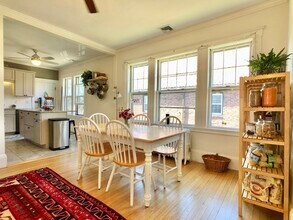 32 Lakeville Rd in Boston, MA - Building Photo - Building Photo