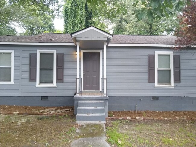700 Cedar Ave NW in Atlanta, GA - Building Photo - Building Photo